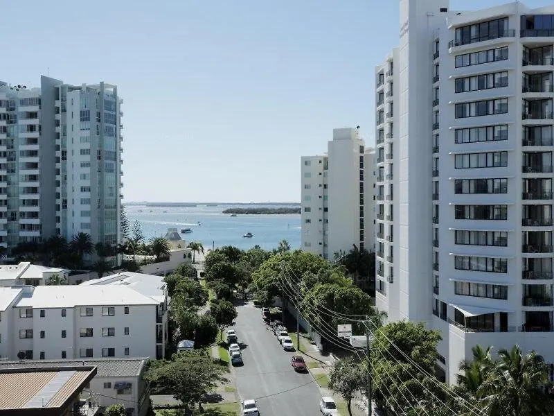 Stunning Penthouse Apartment With Rooftop Terrace Labrador Gold Coast Australia